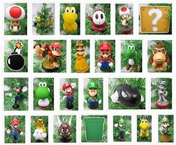 Enfeite de Natal Super Mario Brothers 25 Piece Deluxe Set com personagens aleatórios de Mario e Amigos - Design de plástico único à prova de quebra