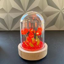 Enfeite decorativo cúpula de vidro com flores e led verelhs colorida presente de decoracao flor a bateria na caixa Enfeite decorativo cúpula de vidro com flores e led verelhs colorida presente de decoracao flor a bateria na caixa