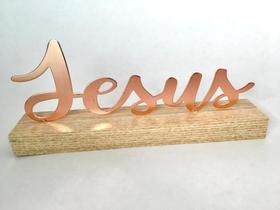 Enfeite Decorativo Jesus Metal Rosé com Base em Madeira 20x8cm