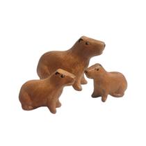 Enfeite Decorativo Miniatura Familia Capivara 3 Peças