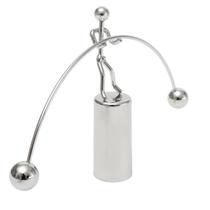 Enfeite Homem Equilibrista Para Escritório, Sala, Mesa Prata