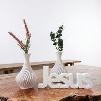 Enfeite Jesus com 2 Vasos Decoração Religiosa para Sala ou Mesa - Enfeite Jesus com 2 Vasos Decoração Religiosa para Sala ou Mesa -