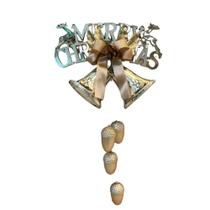 Enfeite Natalino Sinos Dourado com Pinha 57x35 Enfeite Natalino Sinos Dourado com Pinha 57x35