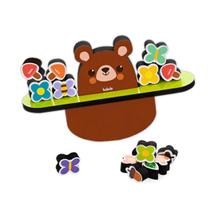 Equilibre o ursinho: brinquedo de equilibrio em madeira
