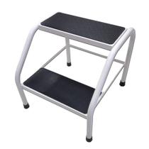 Escada com 2 degraus antiderrapante