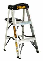 Escada de degraus DEWALT DXL2010-03 Prata com capacidade de 3 pés e 300 libras