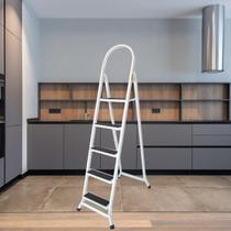 Escada Em Aço 5 Degraus Uso Doméstico Dobrável Com Ponteiras Emborrachadas Utilaço Escada Em Aço 5 Degraus Uso Doméstico Dobrável Com Ponteiras Emborrachadas Utilaço