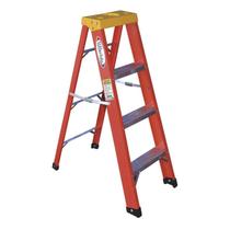 Escada em Fibra Tesoura 3 Degraus 1,20m com Patamar Simples WBertolo Escada em Fibra Tesoura 3 Degraus 1,20m com Patamar Simples WBertolo