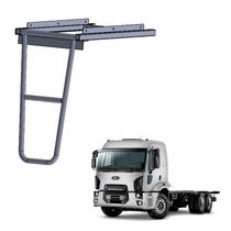 Escada escamoteável para caminhões baú