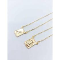 Escapulário placa de ogum banhado a ouro 18k