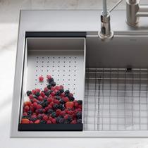 Escorredor de Alimentos Kraus CS-6 em Aço Inoxidável 43x22x8 cm