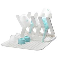 Escorredor de garrafas Munchkin contém 8 garrafas de silicone branco