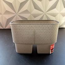 Escorredor de talher de plástico cinza Plasútil com 2 divisórias retangular porta talheres decorado preto branco bege