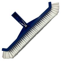 Escova Curva Para Limpeza de Piscinas Brustec