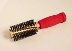 Escova de cabelo com cabo engrossado - SORRI-BAURU