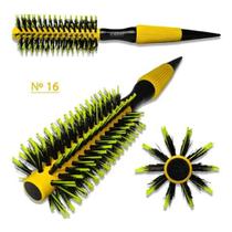 Escova De Cabelo Térmica Amarela Cerdas De Javali Mista Madeira Ref. 16 Escova De Cabelo Térmica Amarela Cerdas De Javali Mista Madeira Ref. 16