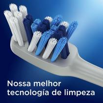Escova de Dente Oral B Advanced Compact C/2 Escova de Dente Oral B Advanced Compact C/2