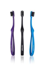 Escova de dentes edel+white CleanCurl 3D Pacote com 3 unidades Cerdas macias Escova de dentes edel+white CleanCurl 3D Pacote com 3 unidades Cerdas macias