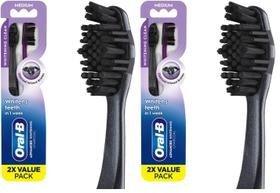 Escova de dentes Oral-B Charcoal Medium, pacote com 2 unidades, branqueadora
