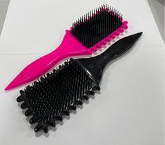 Escova De Ondulação De Cerdas Com Pontas Para Reduzir Puxar E Separar Cachos Perfeitos Escova De Ondulação De Cerdas Com Pontas Para Reduzir Puxar E Separar Cachos Perfeitos