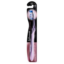Escova Dental J&J Reach Comfort Clean Média 40 Escova Dental J&J Reach Comfort Clean Média 40