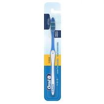 Escova Dental Média Oral-B Clean 1 Unidade Escova Dental Média Oral-B Clean 1 Unidade