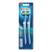 Escova Dental Oral-b Complete 5 Ações De Limpeza Leve 2 Pague 1 - Oral B