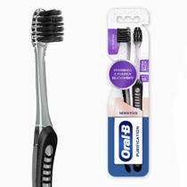 Escova Dental Whitening Therapy Black Oral-B 2 unidades