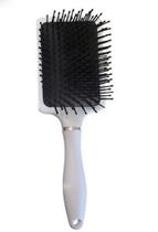 Escova Nuance Raquete Estofada - Branca Escova Nuance Raquete Estofada - Branca