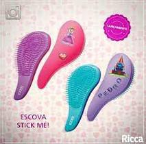 Escova Para Desembaraçar Ricca Stick Me! - 247