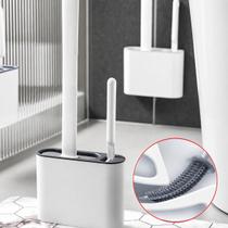 Escova Sanitária 3 em 1 com Suporte Silicone e Cerdas Kit Escova para Vaso Sanitário Banheiro Limpeza Profunda Cabo Ergonômico Secagem Rápida Duhome Escova Sanitária 3 em 1 com Suporte Silicone e Cerdas Kit Escova para Vaso Sanitário Banheiro Limpeza Profunda Cabo Ergonômico Secagem Rápida Duhome
