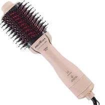 Escova Secadora Britânia BEC07R Soft 4 em 1 1300W - Bivolt Escova Secadora Britânia BEC07R Soft 4 em 1 1300W - Bivolt
