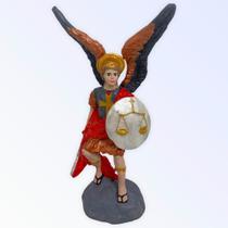 Escultura Arcanjo São Miguel colorido 15 cm em resina