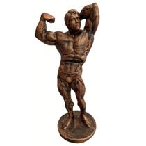 Escultura Arnold Schwarzenegger em Resina Artesanal 28cm - LZ Decorações