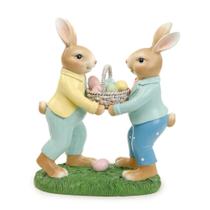 ESCULTURA CASAL DE COELHOS EM RESINA C CESTA DE OVOS 24cm