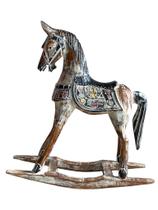 Escultura cavalo de balanco branco color decorativo bali