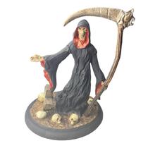 Escultura Caveira Foice No Cemitério Vermelho 22 Cm Resina