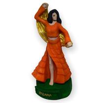 Escultura Ciganos Casal Cor Laranja 11 cm Resina Escultura Ciganos Casal Cor Laranja 11 cm Resina
