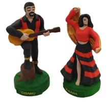 Escultura Ciganos Casal Preto E Vermelho 11 Cm Em Resina