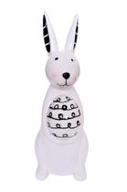 Escultura coelho em pé c/ovo pintado preto/branco cerâmica