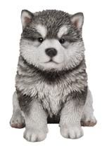 Escultura de Cachorro Malamute Hi-Line Gift en Poliresina Marrón