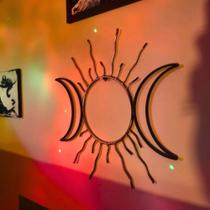 Escultura de Parede Tríplice Lunar Sol e Lua em Ferro Decoração Mística e Espiritual Prosperidade