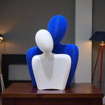 Escultura Decorativa Casal de Namorados Decoração Moderna e Minimalista - Azul com Branco