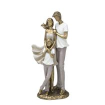 Escultura Decorativa Casal e Filho Dourado e Branco Escultura Decorativa Casal e Filho Dourado e Branco