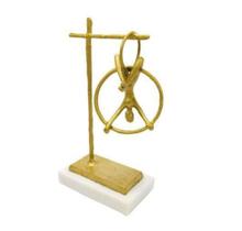 Escultura Decorativa Ginasta na Argola Dourado com Base Luxo Escultura Decorativa Ginasta na Argola Dourado com Base Luxo