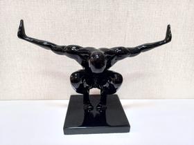 Escultura Decorativa Homem Mergulhador Resina Preto 30x25cm Escultura Decorativa Homem Mergulhador Resina Preto 30x25cm