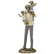 Escultura Decorativa Pai com filho e filha - Resina Premium - Belos Tons Escultura Decorativa Pai com filho e filha - Resina Premium - Belos Tons
