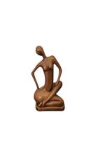 Escultura Estátua em Cerâmica posição de Yoga Pintura amadeirada Decoração Casa - Studio Garten - Studio Garten