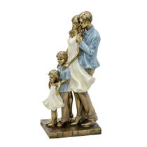 Escultura Estatueta Estátua Família Casal E Filhos Menino Menina Irmãos Azul Resina Decorativa 257-677