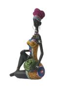 Escultura Estatueta Mulher Africana Sentada Decorativa Negra